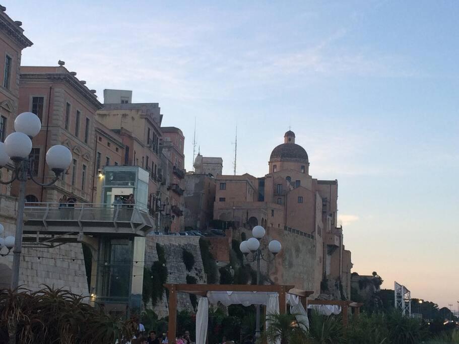 Apartamento casa SorrisiEsoGni Cagliari Exterior foto