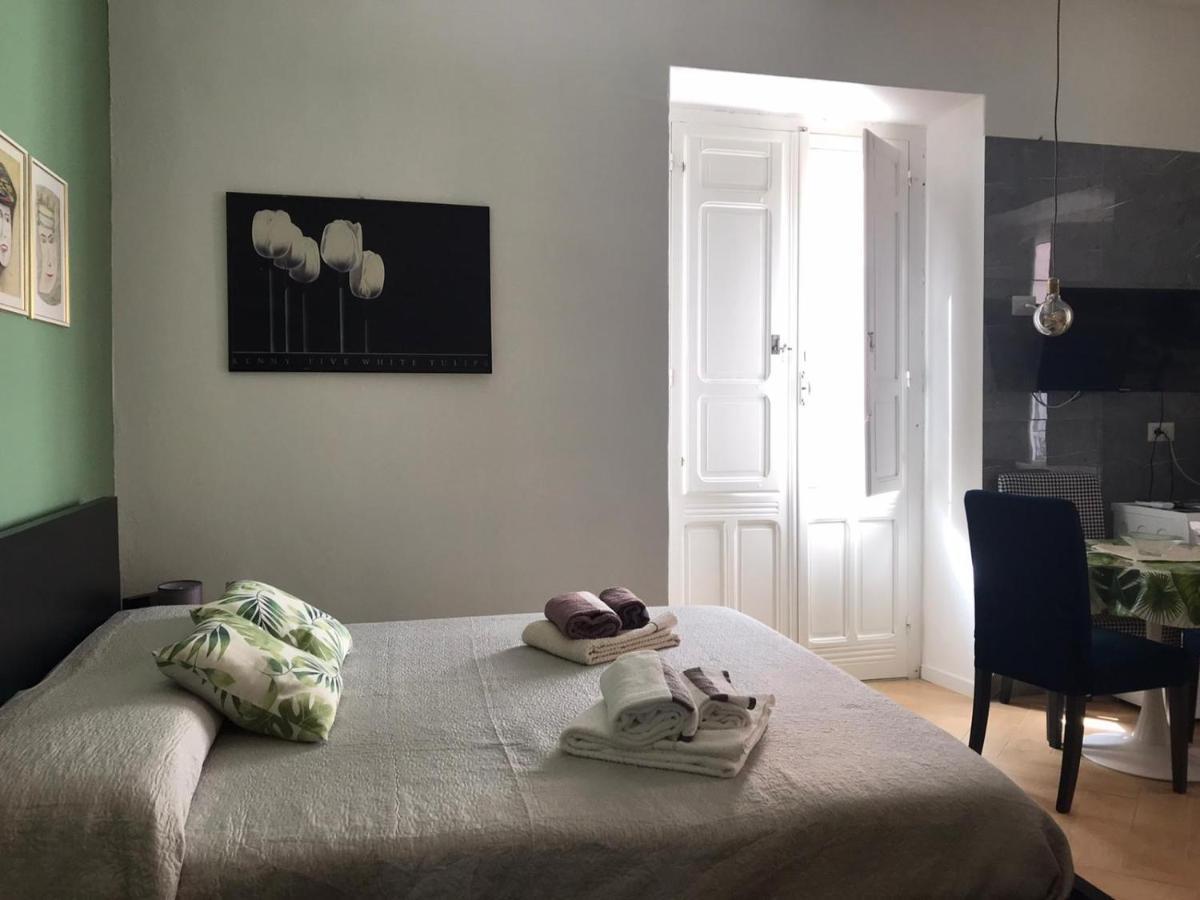 Apartamento casa SorrisiEsoGni Cagliari Exterior foto